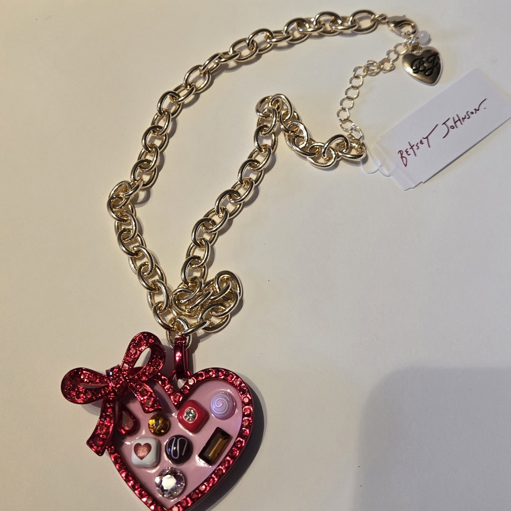 Betsey Johnson Red Heart Necklace - Picture 2 of 3